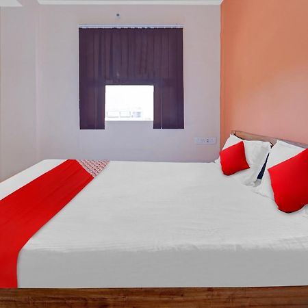 Hotel O Grand Paradise Inn & Banquet Hall 巴特那 外观 照片