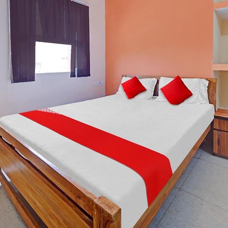 Hotel O Grand Paradise Inn & Banquet Hall 巴特那 外观 照片