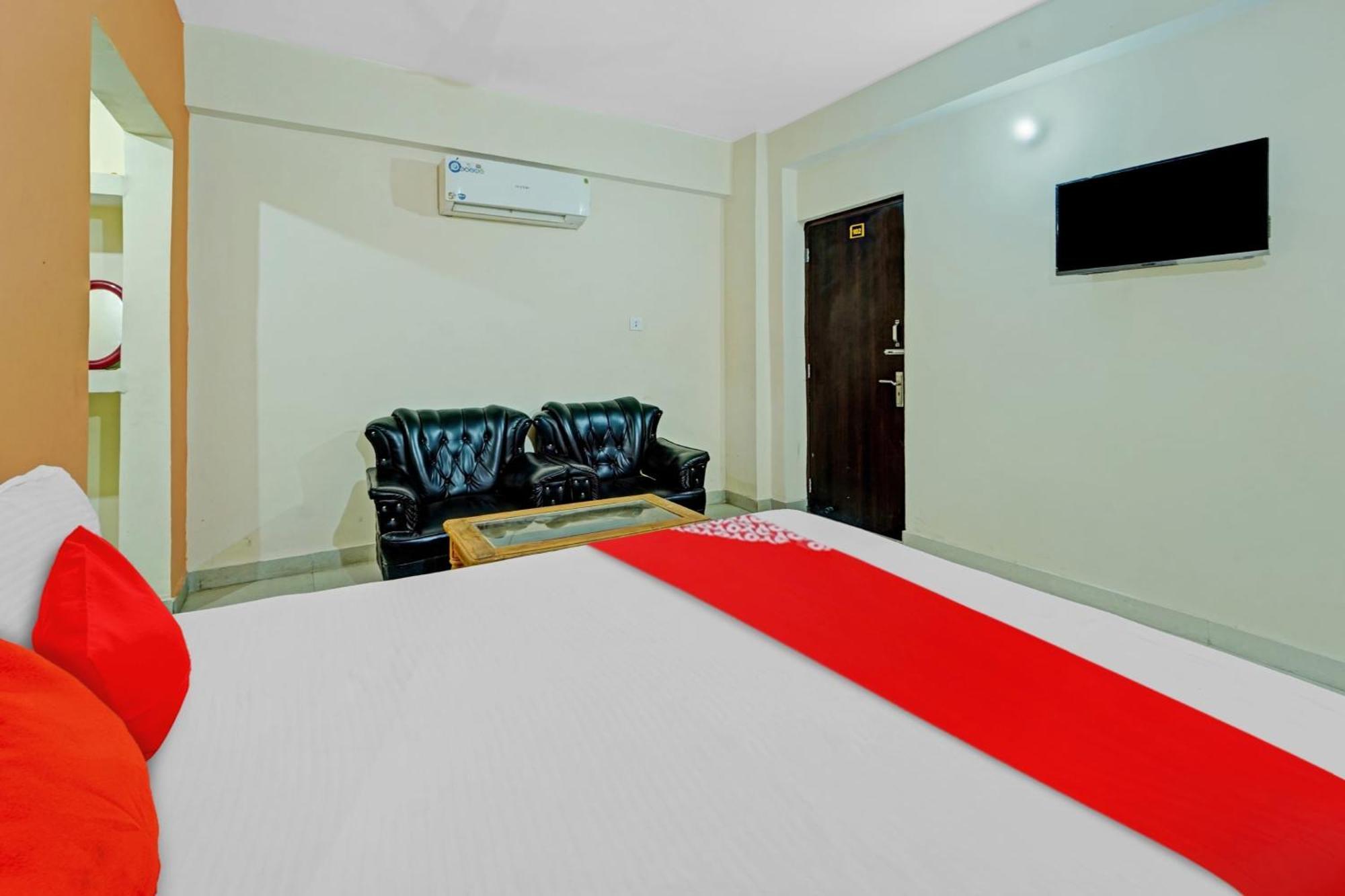 Hotel O Grand Paradise Inn & Banquet Hall 巴特那 外观 照片